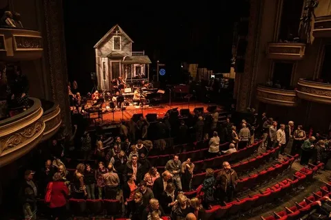 Live Performance in Modern